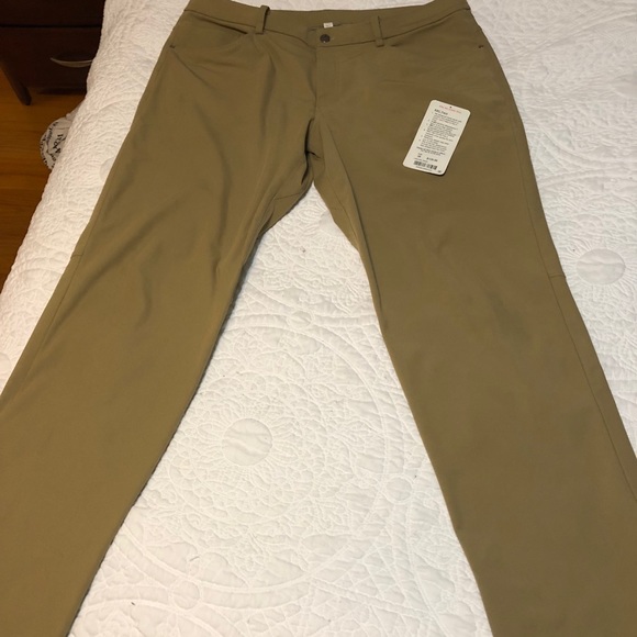 lululemon athletica Other - Lululemon Men’s abc pant size 38